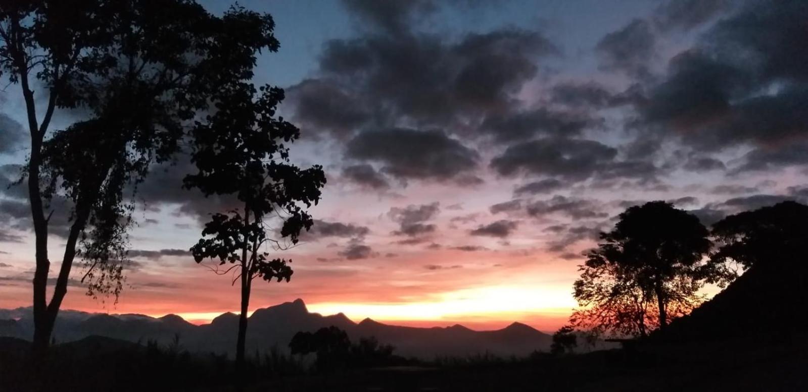 Fazenda Piloes Villa Petropolis  Luaran gambar